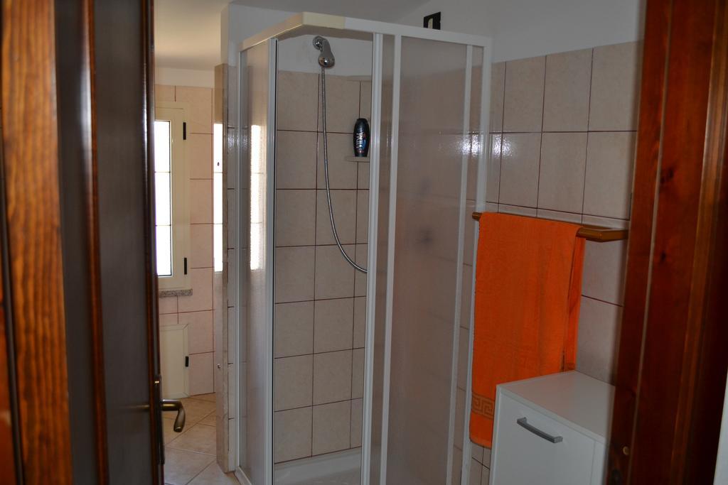 Marina'S Apartment Ogliastra Лотцораи Номер фото