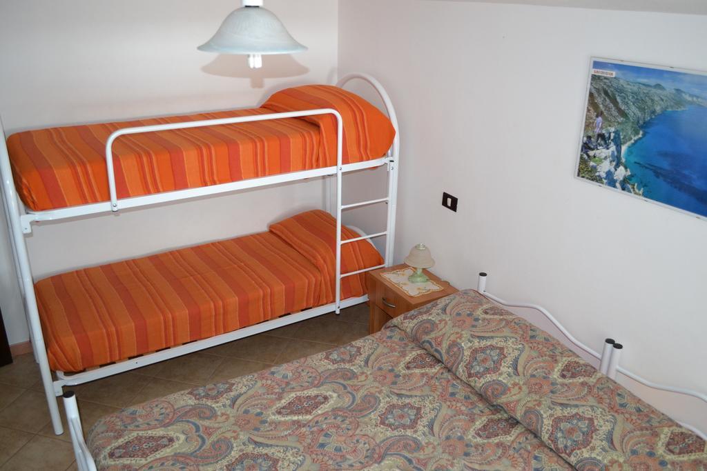 Marina'S Apartment Ogliastra Лотцораи Номер фото